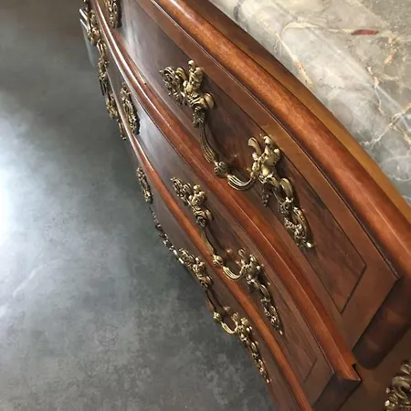 Chateau Saint Vincent Nocleg ze śniadaniem 3*